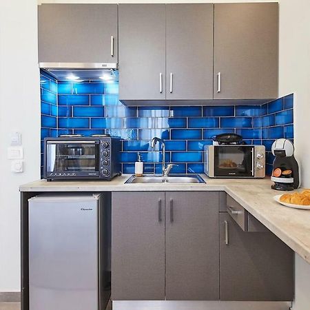 Live In A Funky & Renovated Studio Near Acropolis Athens Ngoại thất bức ảnh