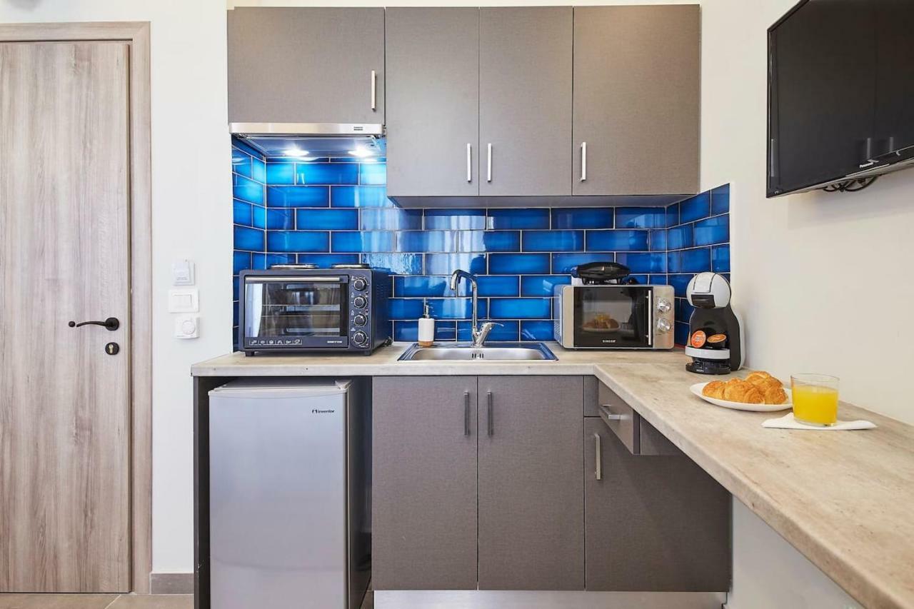 Live In A Funky & Renovated Studio Near Acropolis Athens Ngoại thất bức ảnh